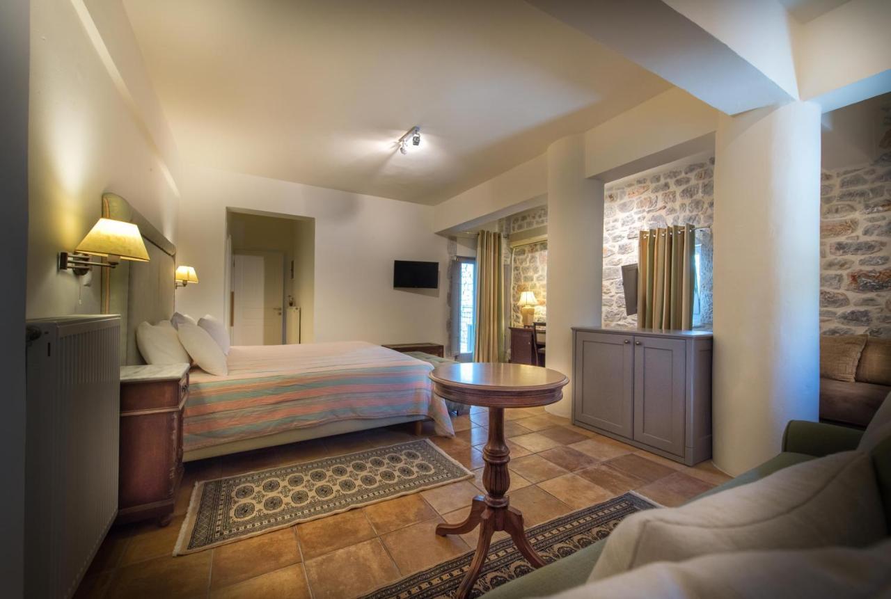 Kastro Maini Hotel Areopoli Ngoại thất bức ảnh