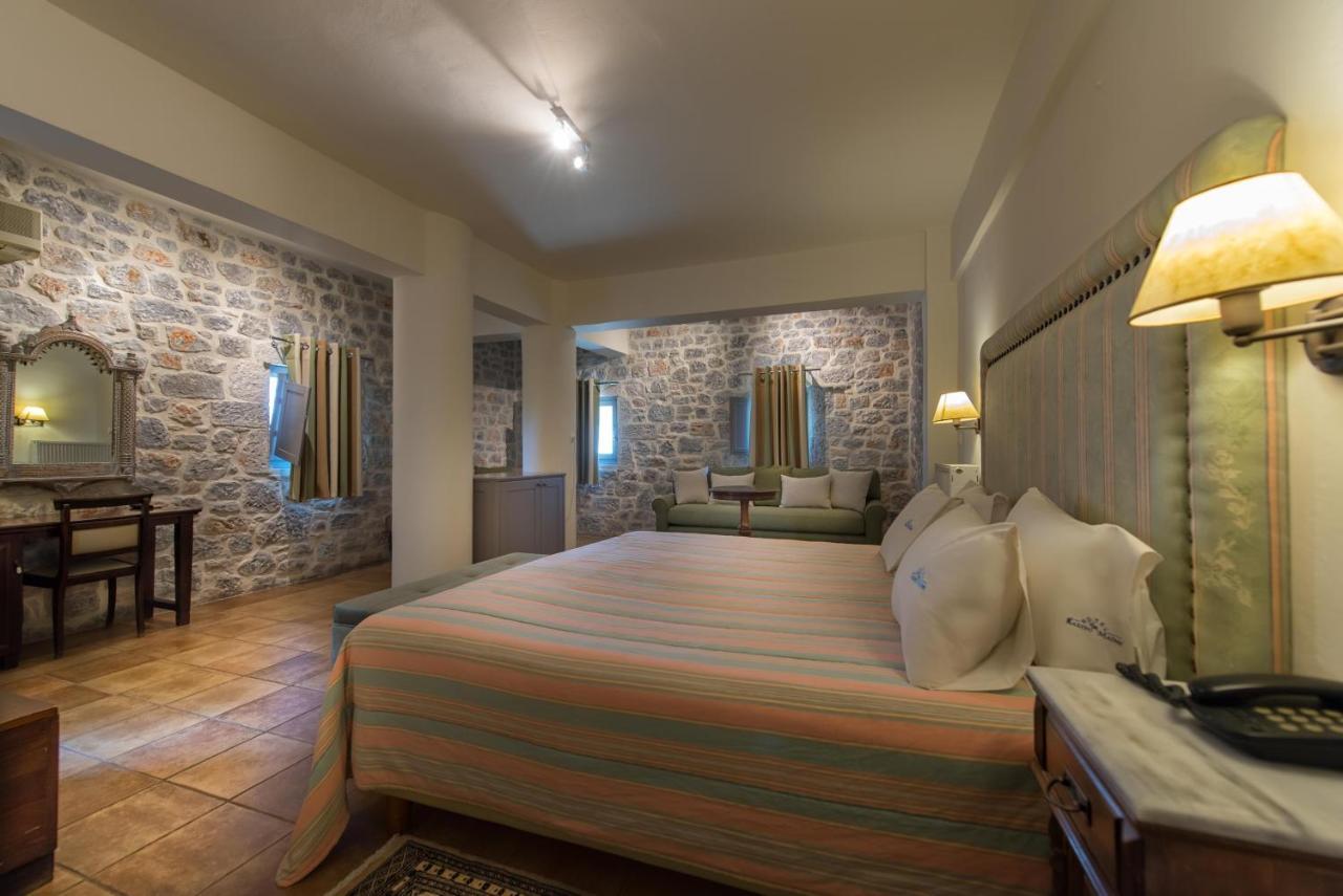 Kastro Maini Hotel Areopoli Ngoại thất bức ảnh